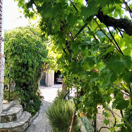 With Parking Space - 8527 אוגייאן