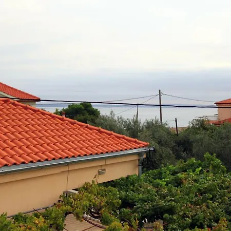 Apartman With Parking Space - 8527